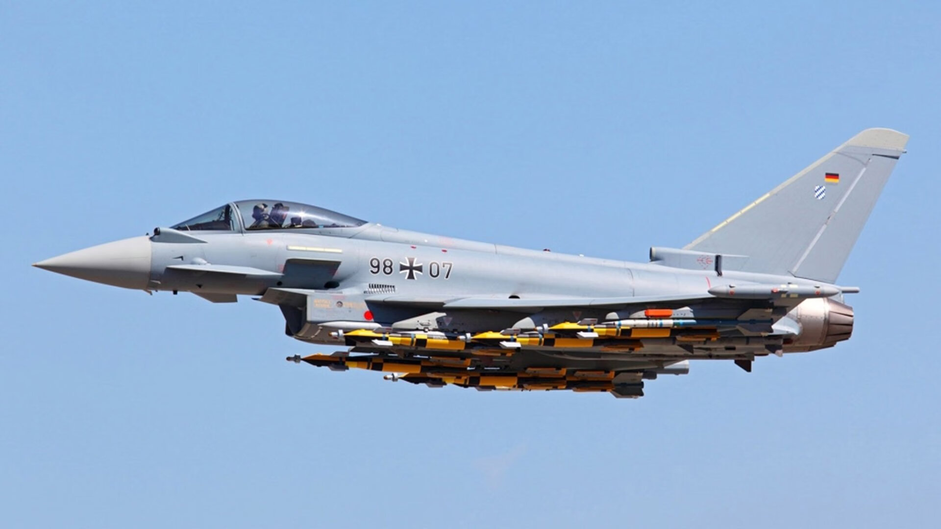 爱游戏体育app-意甲豪门为新赛季全力备战，阵容调整频繁，意甲豪门球队