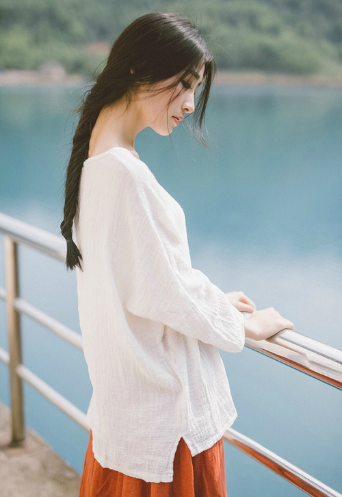 勒沃库森在场上展现出坚韧拼搏的精神,取得胜利,勒沃库森精选球员