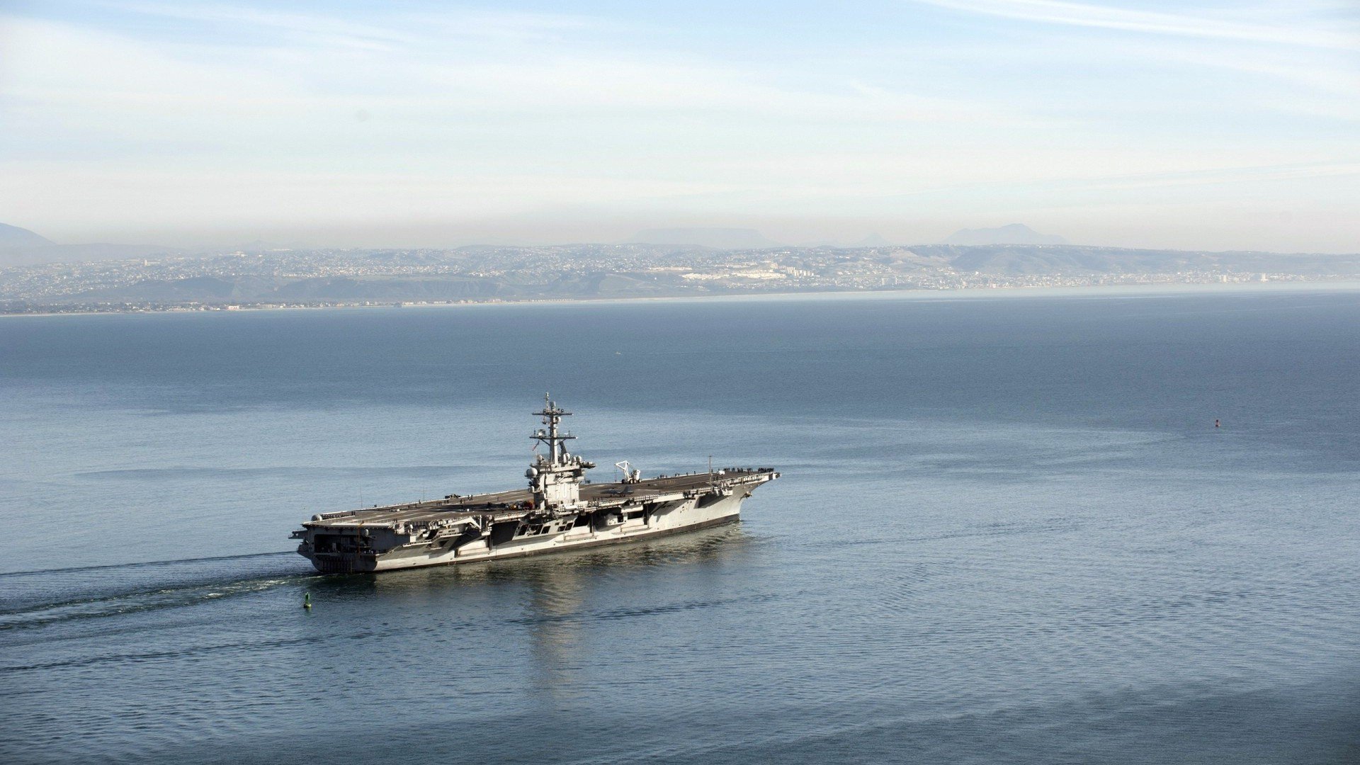 年轻球员表现出色，助共和国建立法甲统治，年轻球队