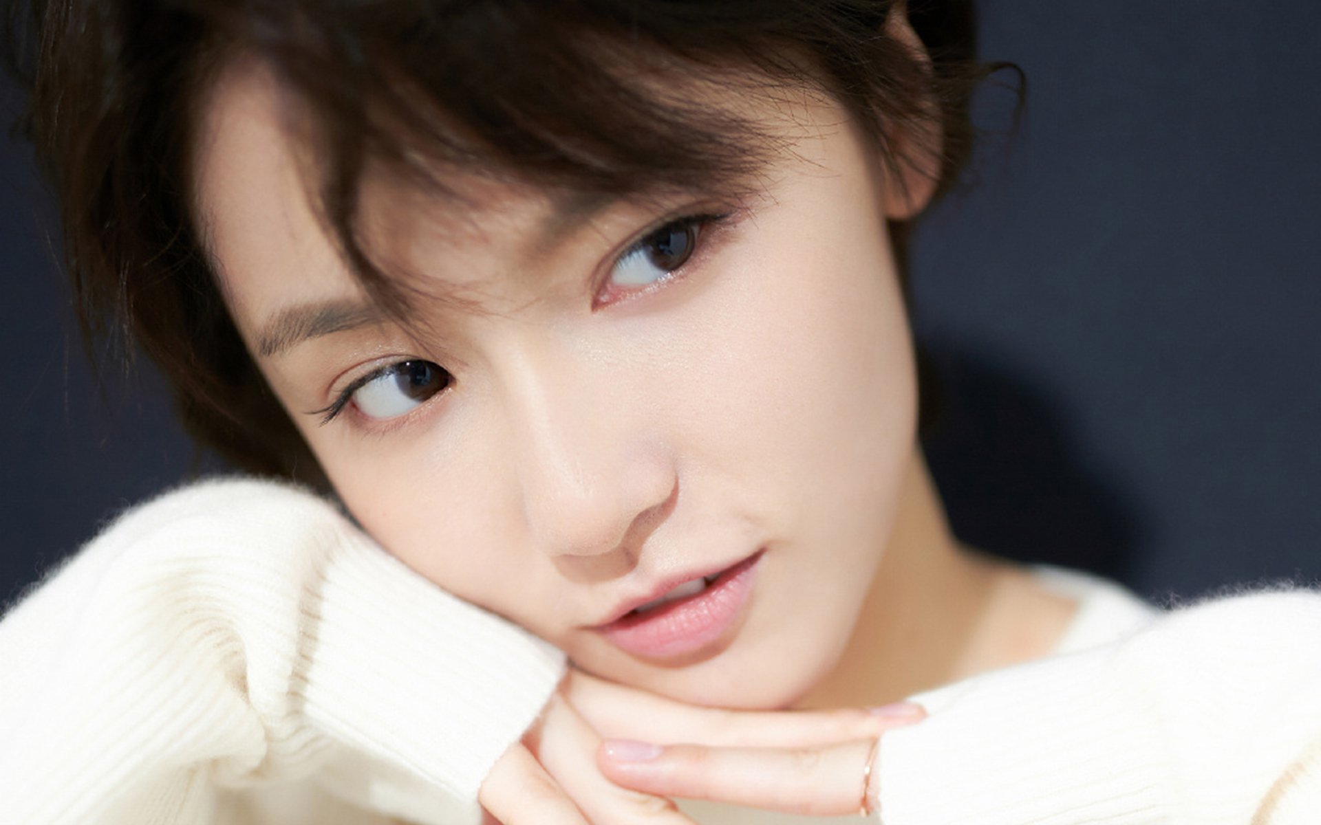 爱游戏体育官方网站-斯洛特：球队表现超出预期，目标是欧冠，斯特洛尔