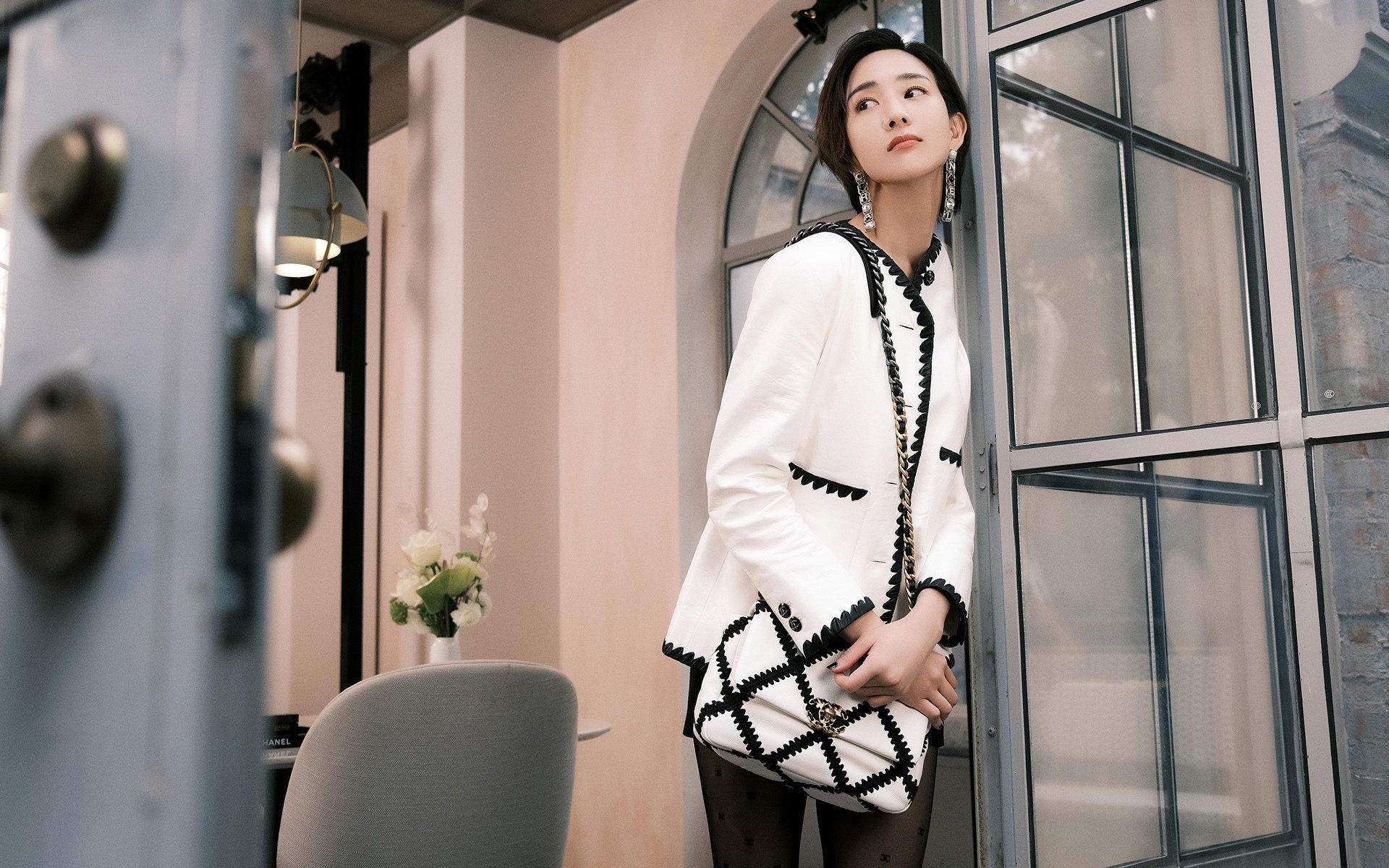 新疆男篮借助战术变化撕裂区域防守结构，新疆男篮内线