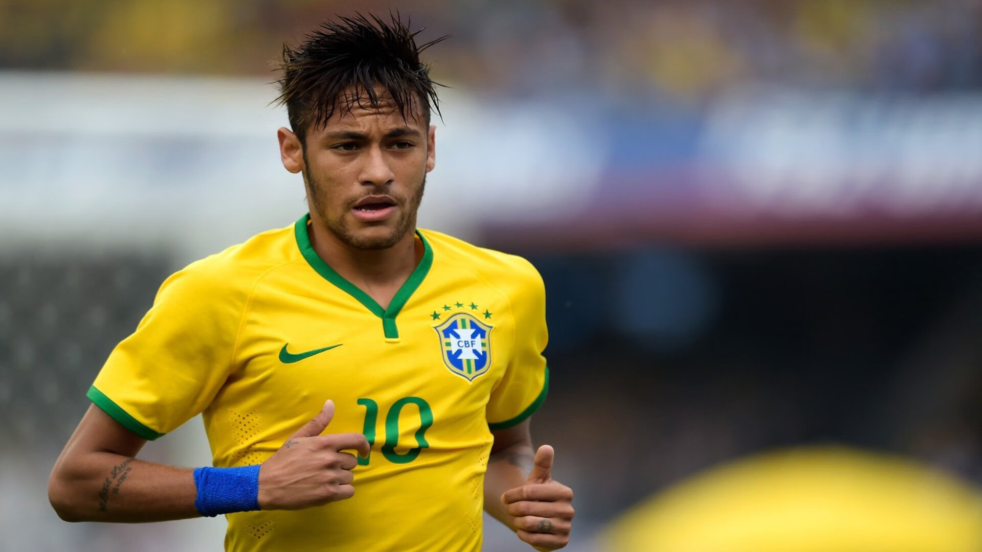 英超焦点战，精彩进球和神级扑救掀起高潮，英超专题